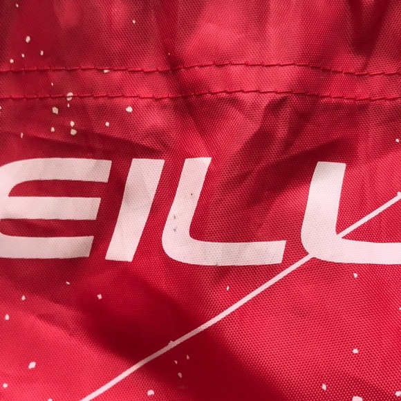 O’Neill “First n Last Out” Red Gym Cinch Backpack - Picture 3 of 3